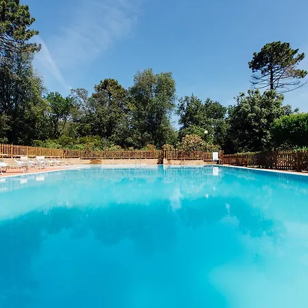 Renaione Aparthotel